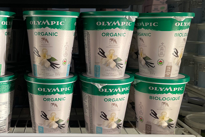 OLYMPICのヨーグルトのパッケージ