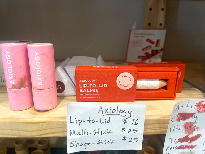 Axiologyのリップ