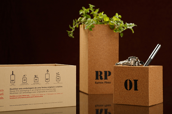 再利用できる美しいコルクのスリーブ