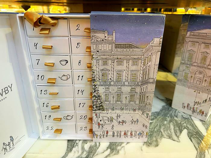 高級紅茶ブランド「Newby Teas」のアドベントカレンダー