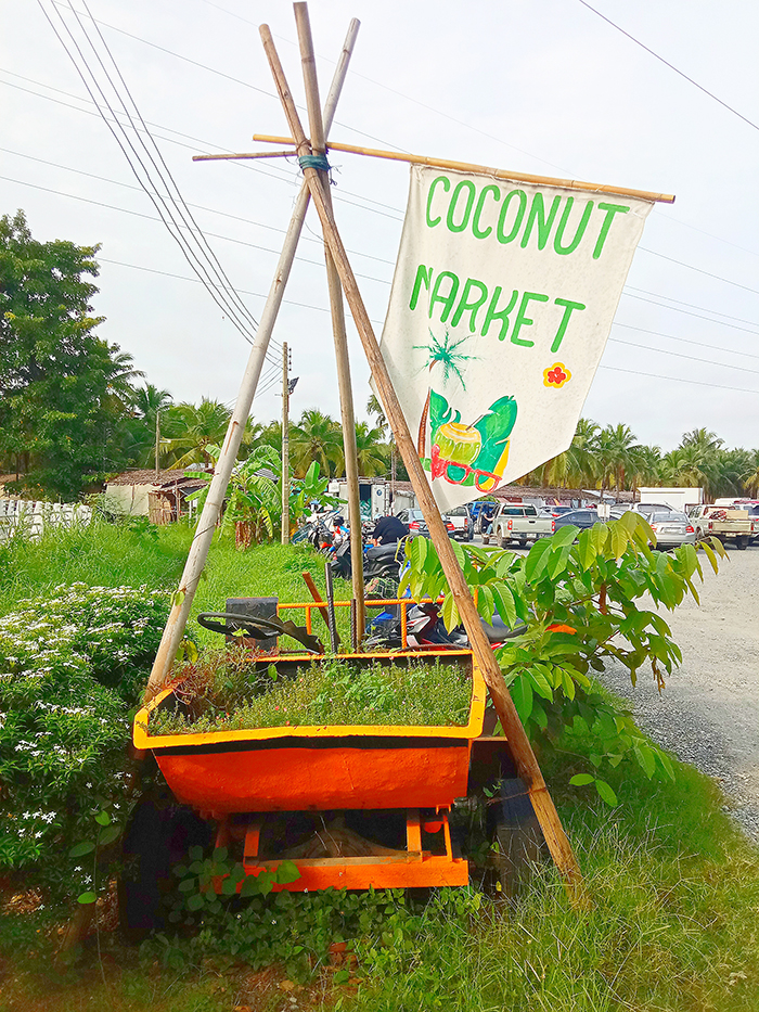 マーケットの可愛い看板