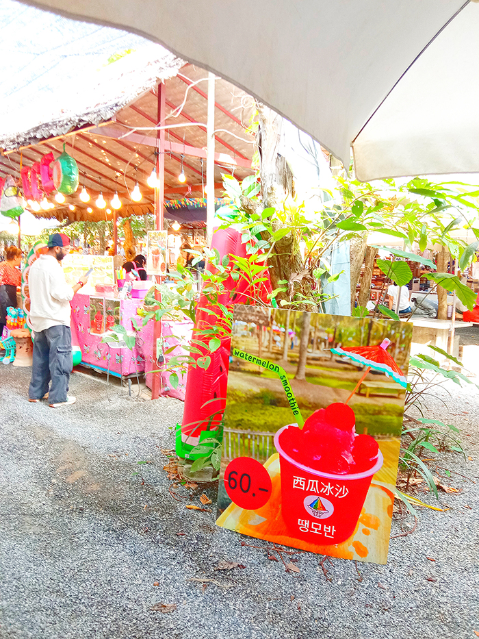 インスタ映えすると人気のスイカスムージー