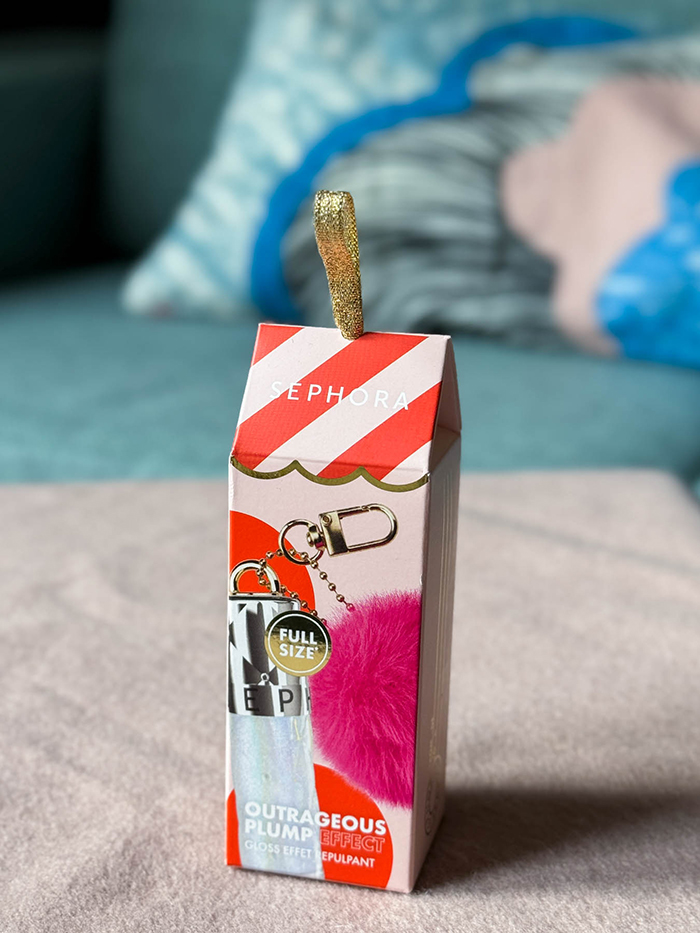 今年流行しているオーナメントスタイルのパッケージ