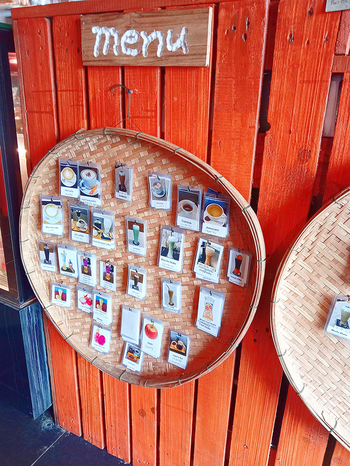 ドリンクカード形式のメニュー表