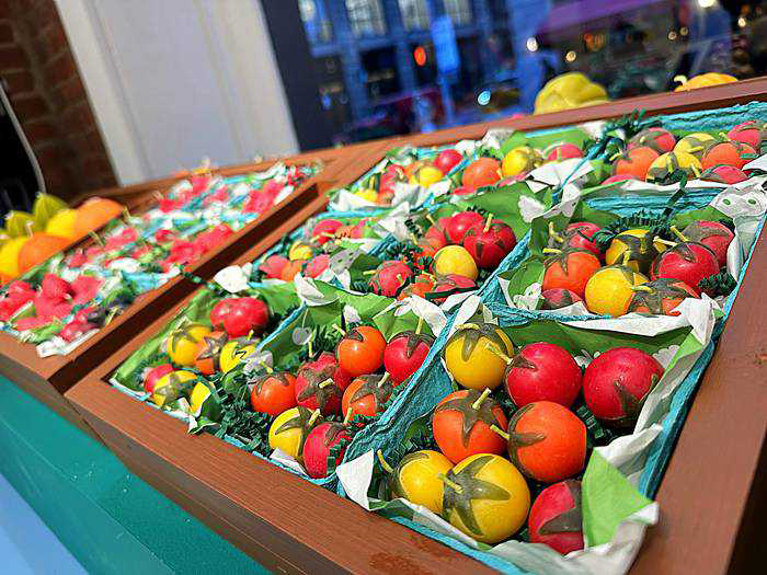 キャンドルでできている野菜やフルーツ