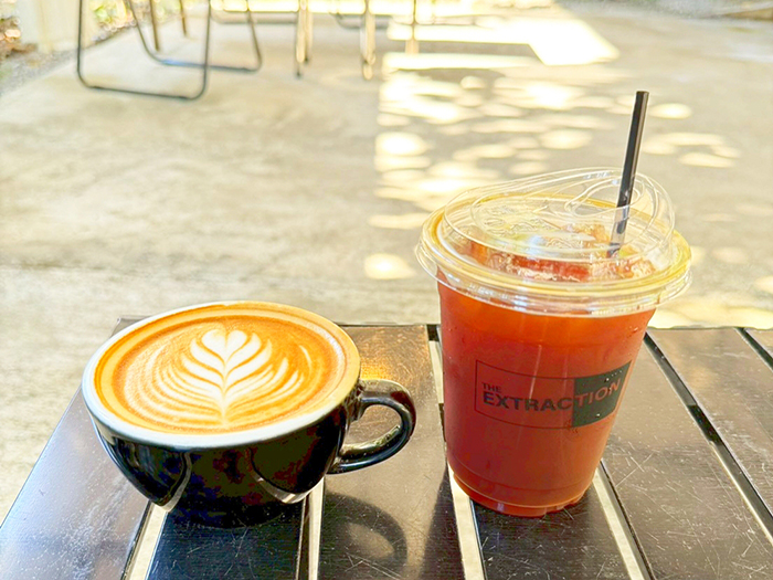 アイスアメリカーノとホットラテ