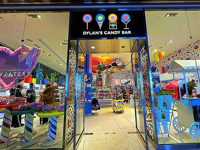 「Dylan's Candy Bar」の外観