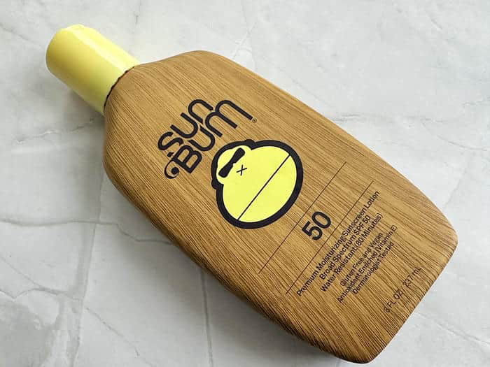 サングラスをかけたゴリラが印象的な「Sun Bum」の日焼け止めパッケージ